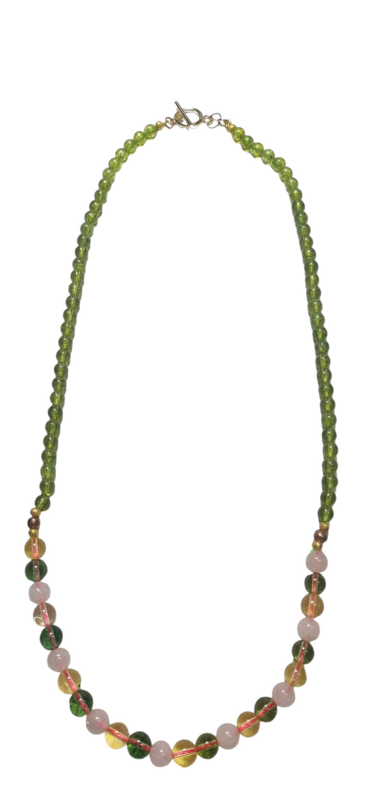 Collana LE PIETRE .022 girocollo perline verdi trasparenti con centrale multicolor